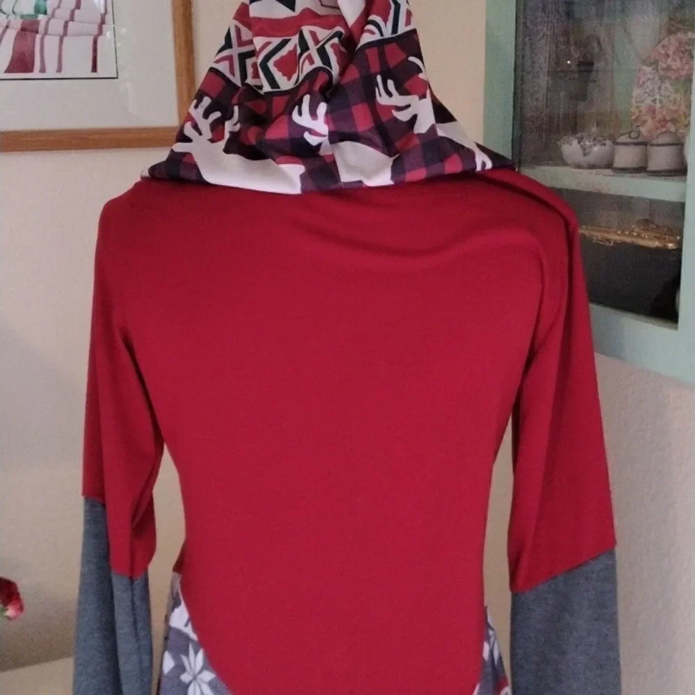 NWT Camisa Wintery Cover Up